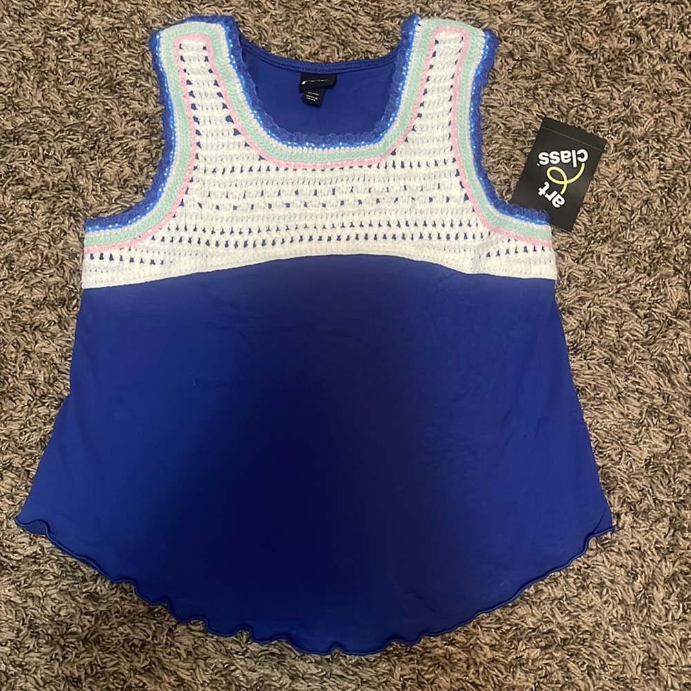 (22) Art Class Sleeveless Tank Top